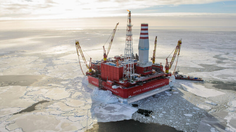Конфликт на Ближнем Востоке разогрел акции «Роснефти» почти на 30%